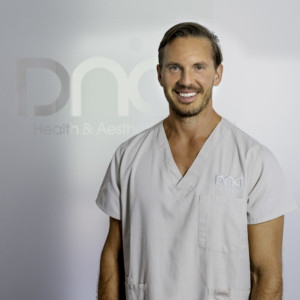 Portraitfoto der AMM-Netzwerkpartnerin Dr. Dominik Nischwitz